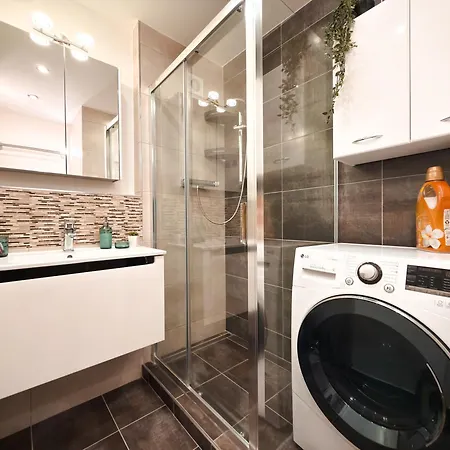 City Nest Kosice - Apartment Near City Center