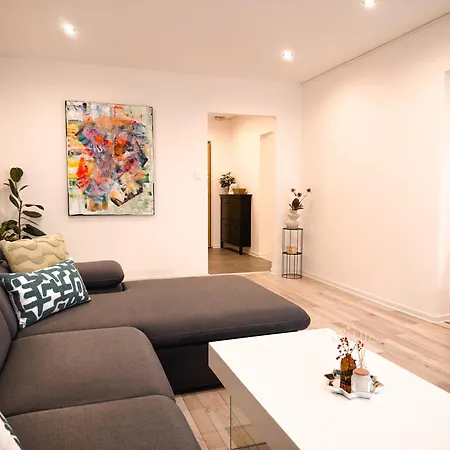 City Nest Kosice - Apartment Near City Center Кошице