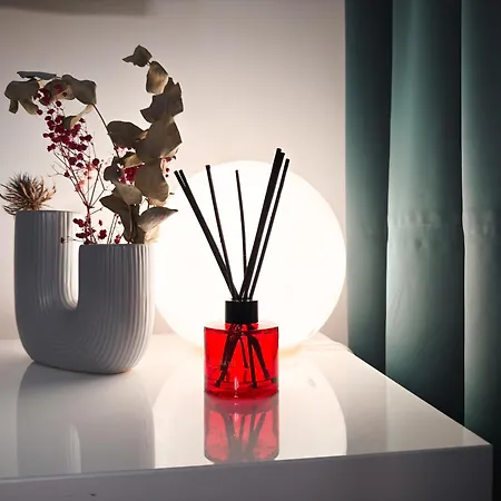 Modern Karpatska - Near Center Apartment