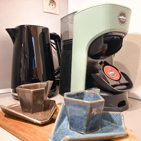 Modern Karpatska - Near Center