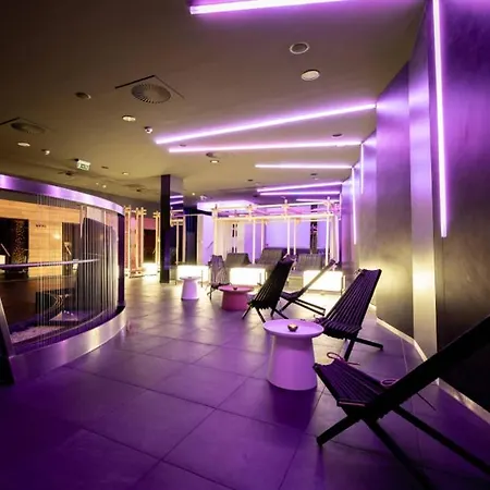 City Nest Kosice - Apartment Near City Center
