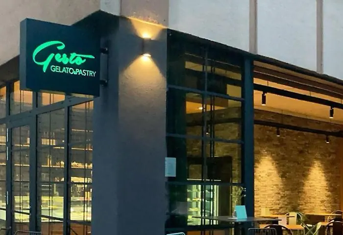 Modern Karpatská - Near Center *