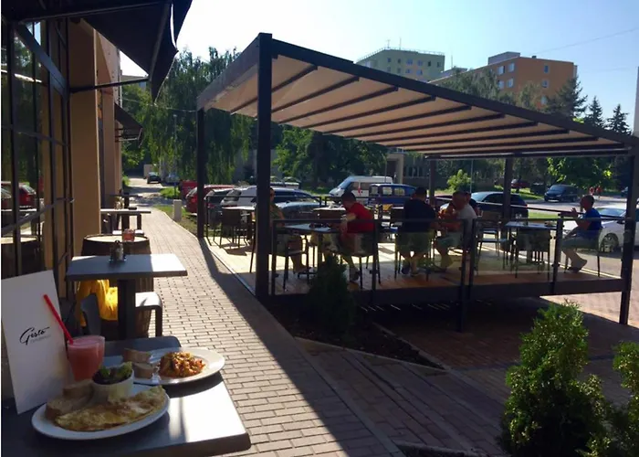 Modern Karpatská - Near Center Appartamento Košice